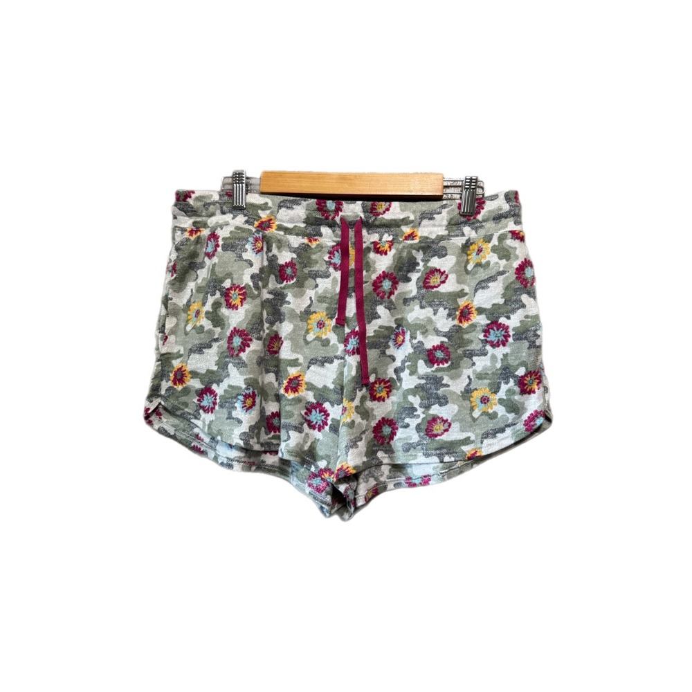 Secret Treasures Pajama Shorts Womens L 12-14 Green Camo Floral Excellent Lounge